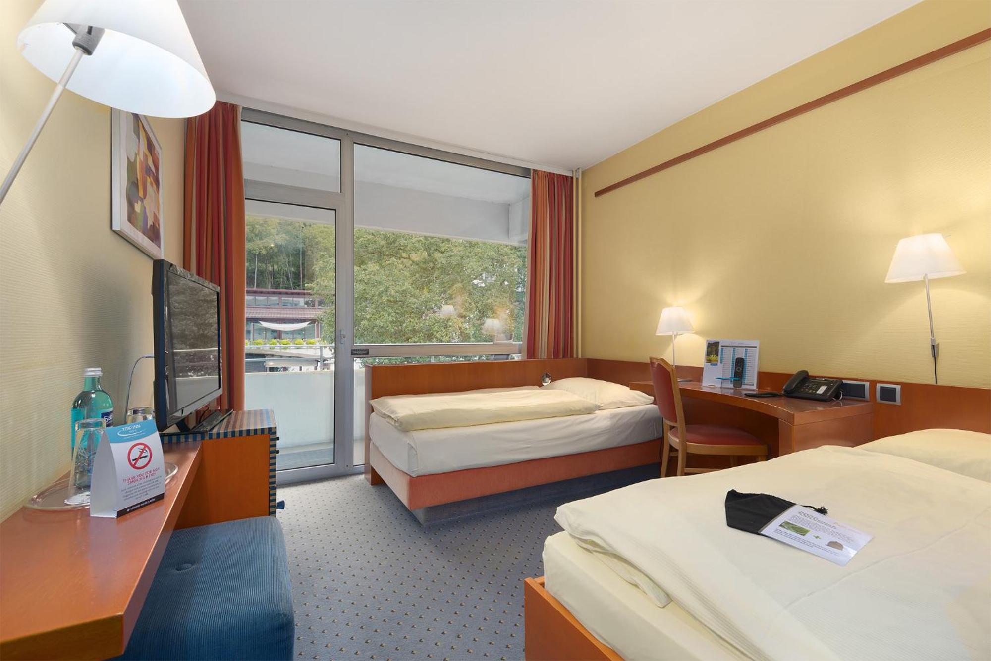 Trip Inn Landhotel Badsoden-Salmuenster Bad Soden-Salmünster Esterno foto