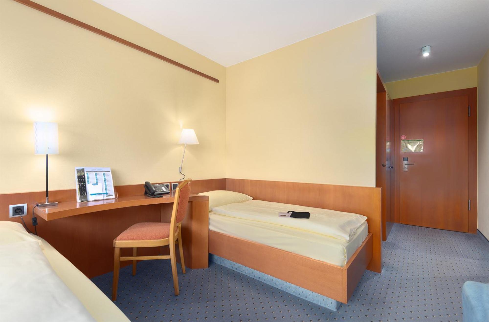 Trip Inn Landhotel Badsoden-Salmuenster Bad Soden-Salmünster Esterno foto