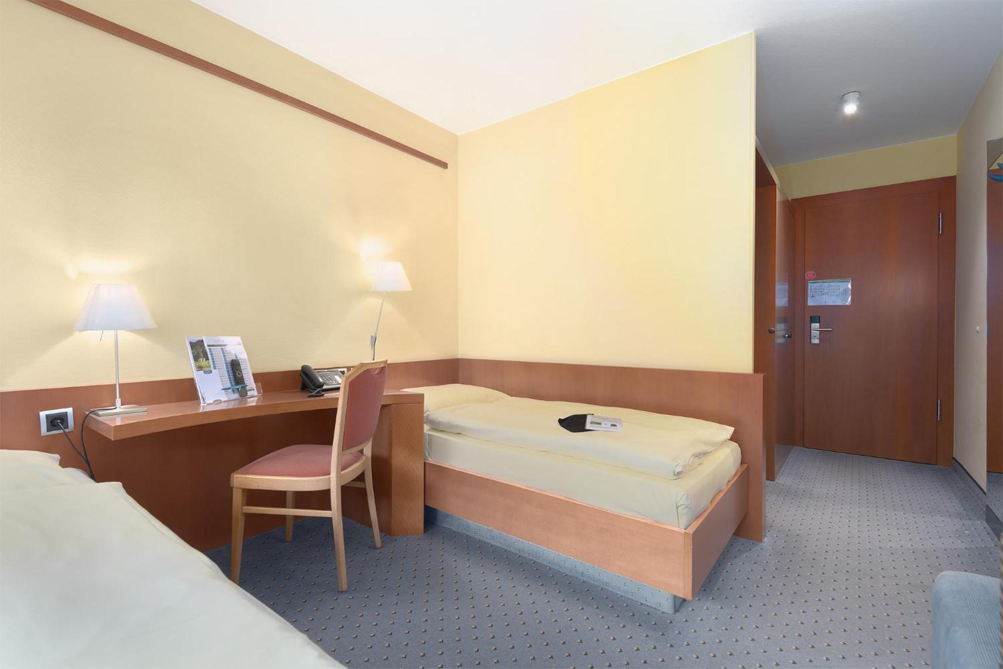 Trip Inn Landhotel Badsoden-Salmuenster Bad Soden-Salmünster Esterno foto